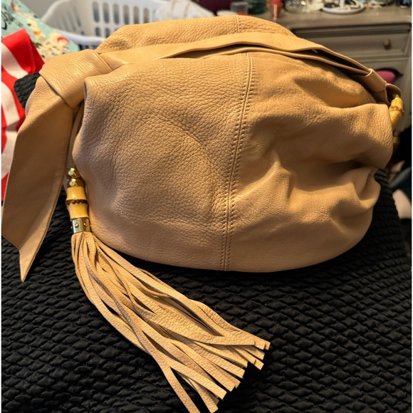 Gucci Handbags - Gucci Jungle Tan Leather